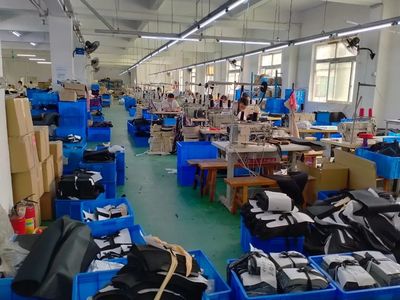 外貿一季度風云 服裝服飾零售業的分岔路口