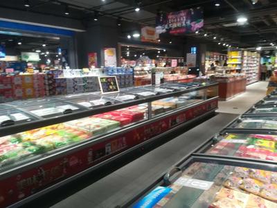 古交市家家利生活超市 一站式購物中的服裝服飾零售新體驗